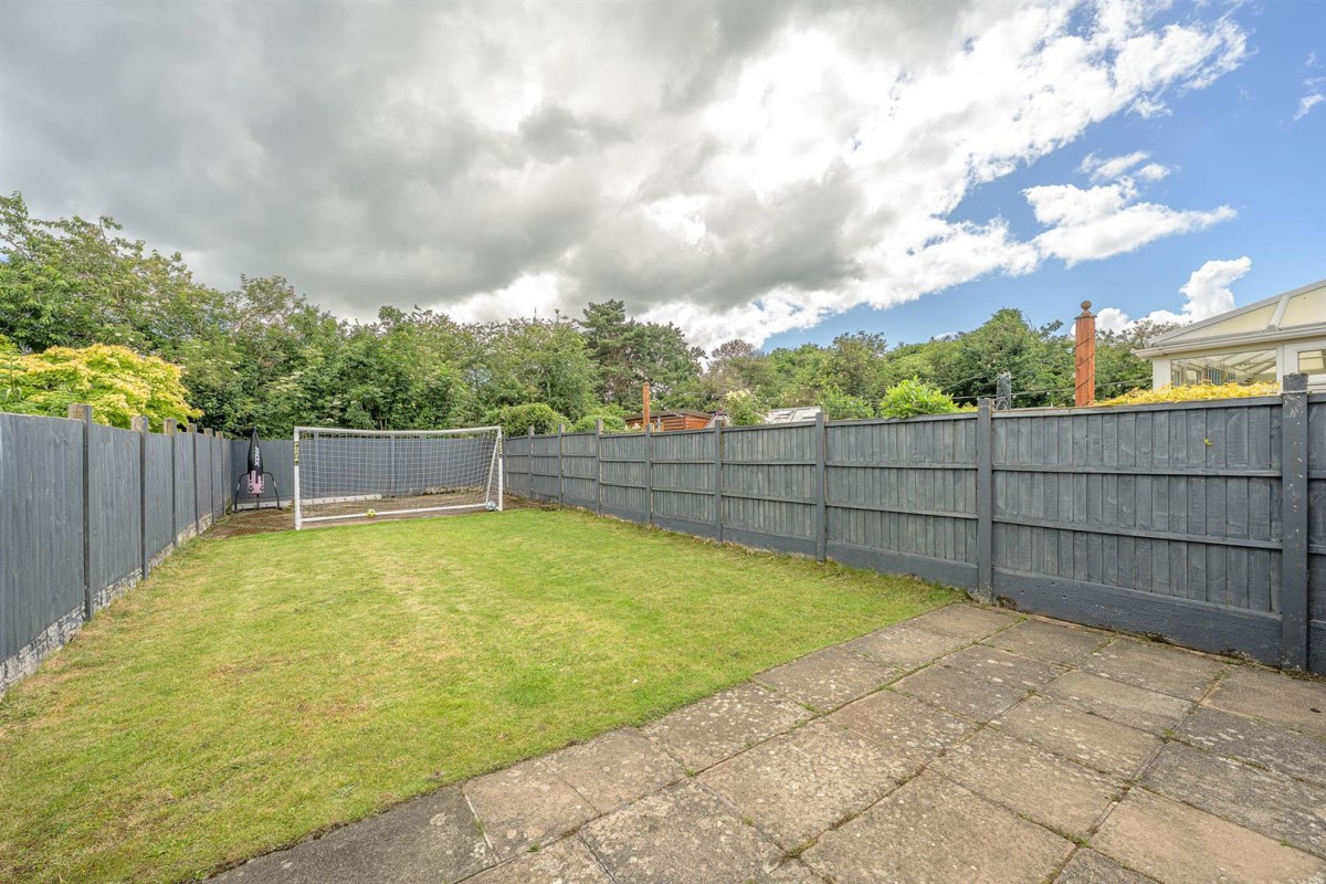 Beech Tree Close, Kingswinford, DY6 7DR