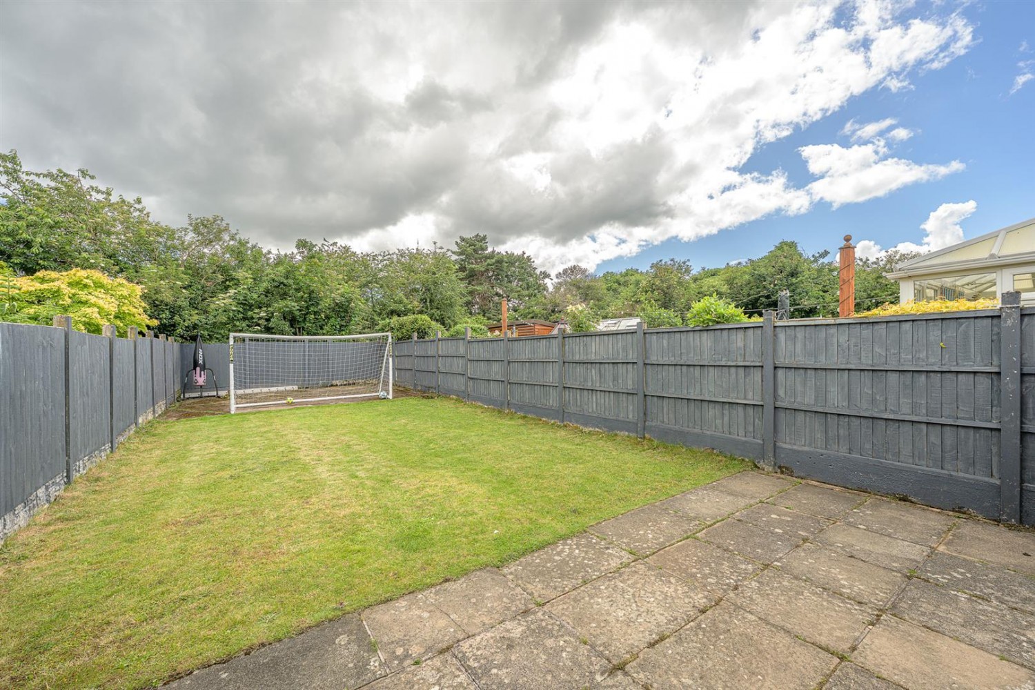 Beech Tree Close, Kingswinford, DY6 7DR