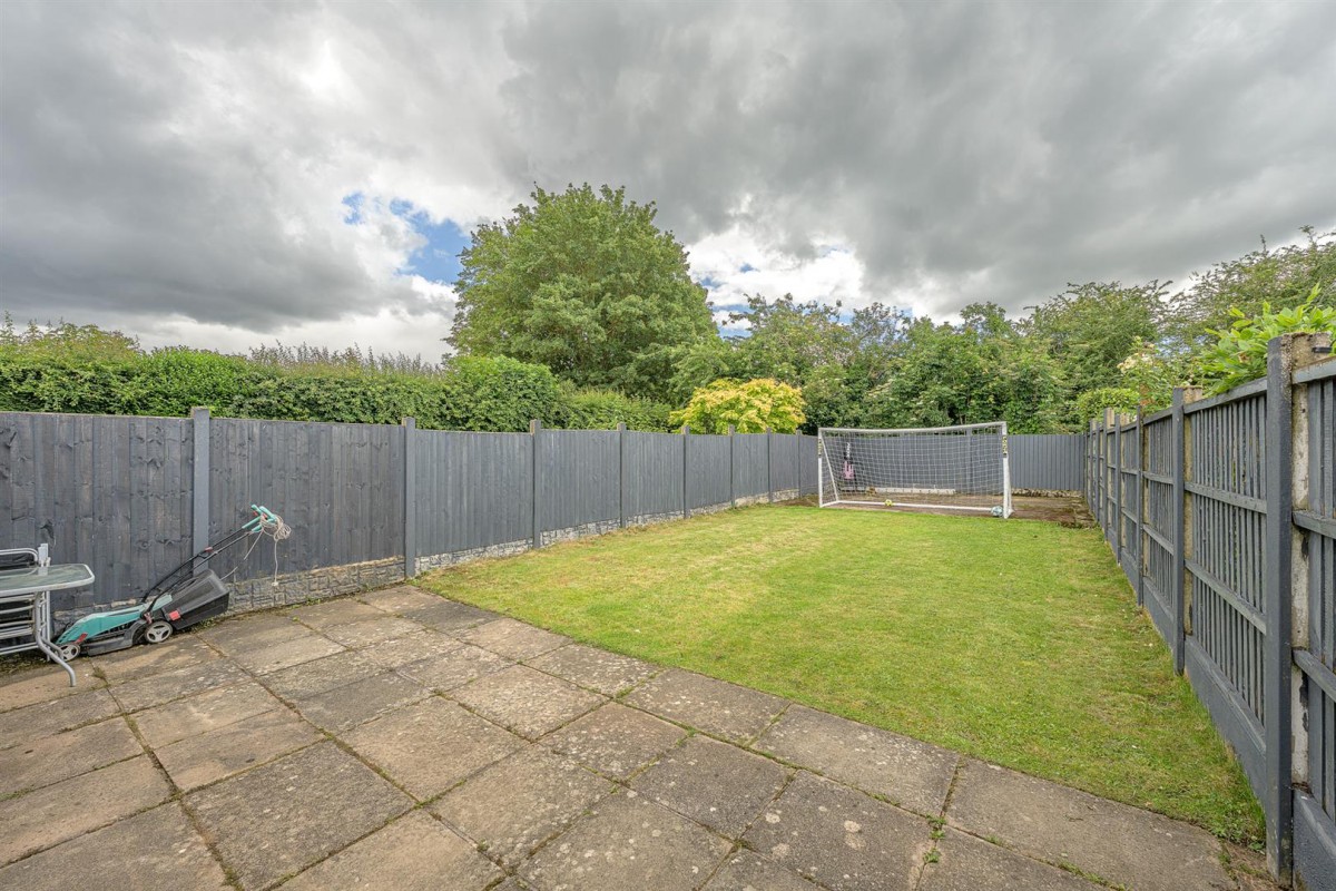 Beech Tree Close, Kingswinford, DY6 7DR