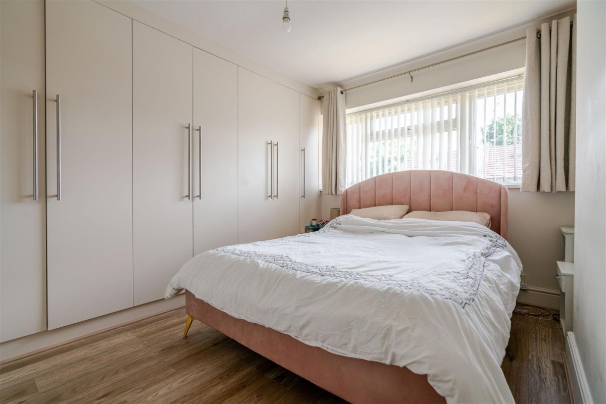 Willow Crescent, Leigh