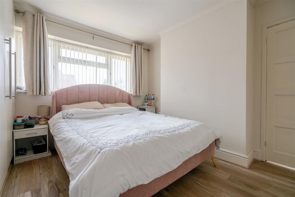 Willow Crescent, Leigh
