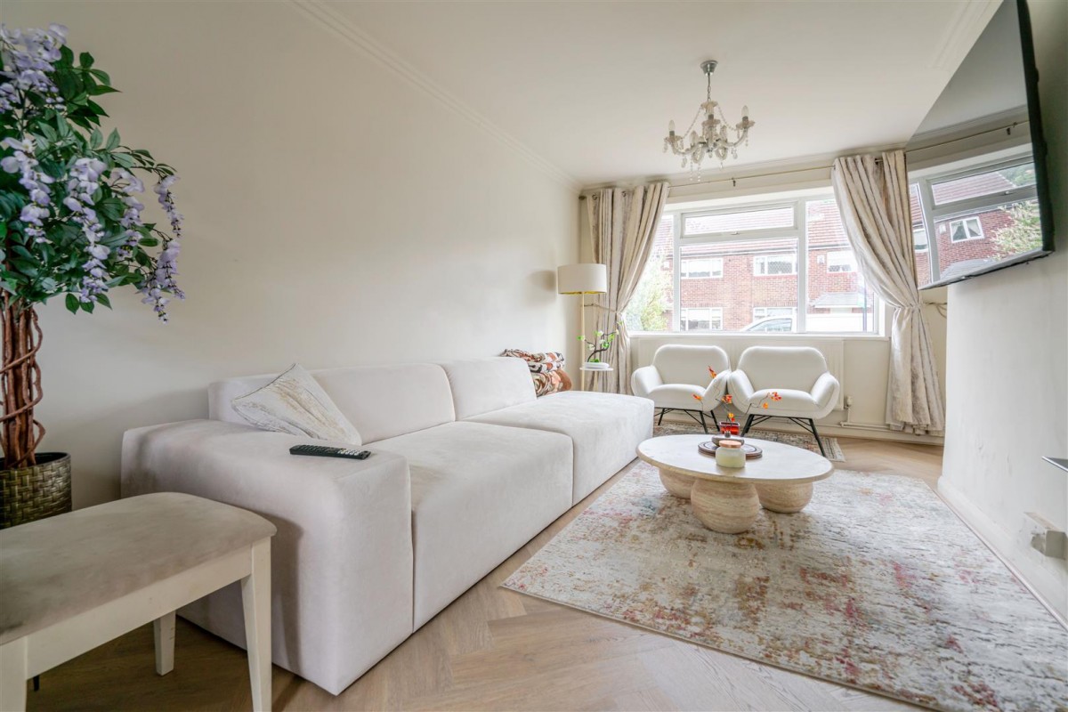 Willow Crescent, Leigh