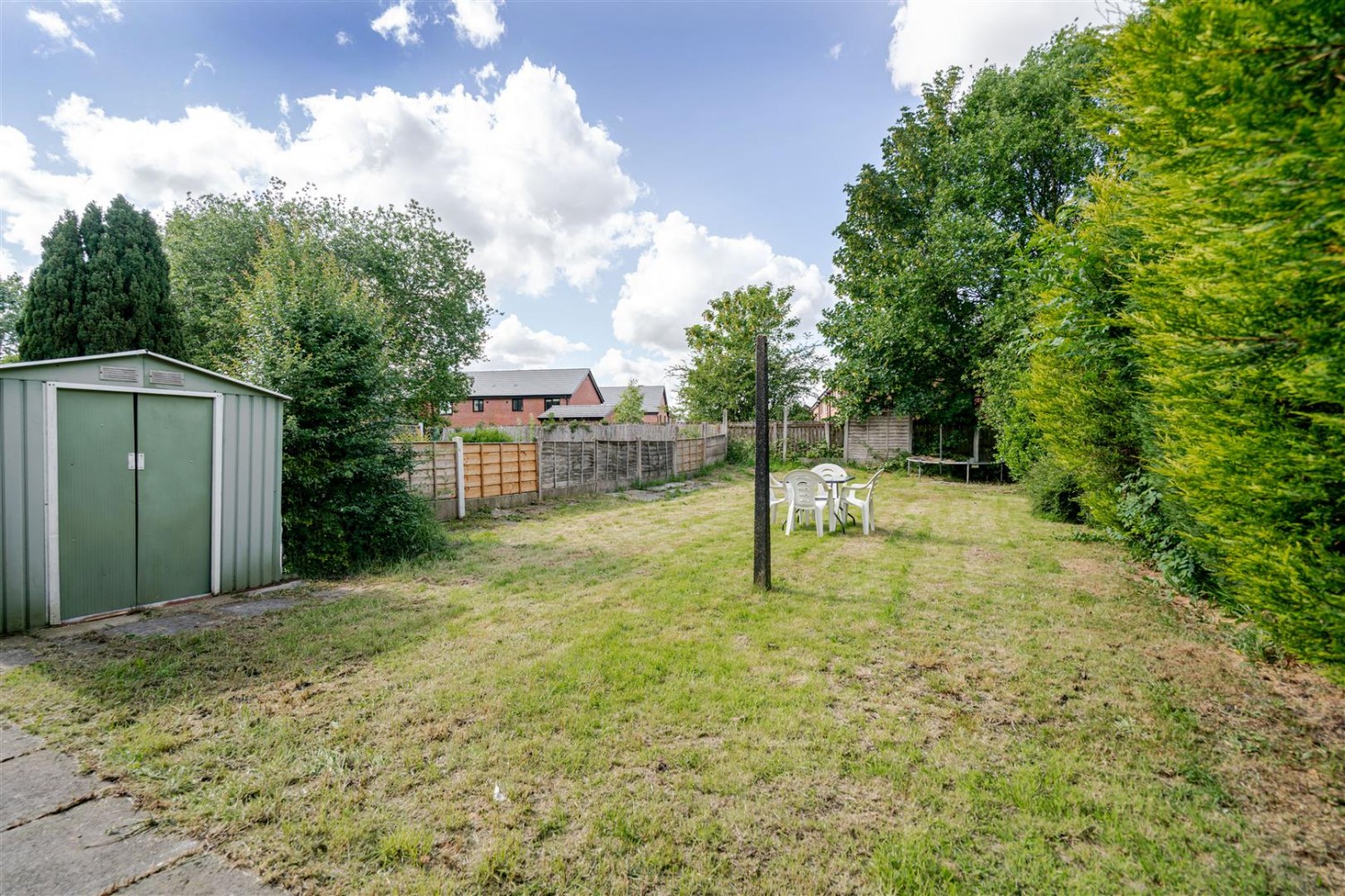Willow Crescent, Leigh