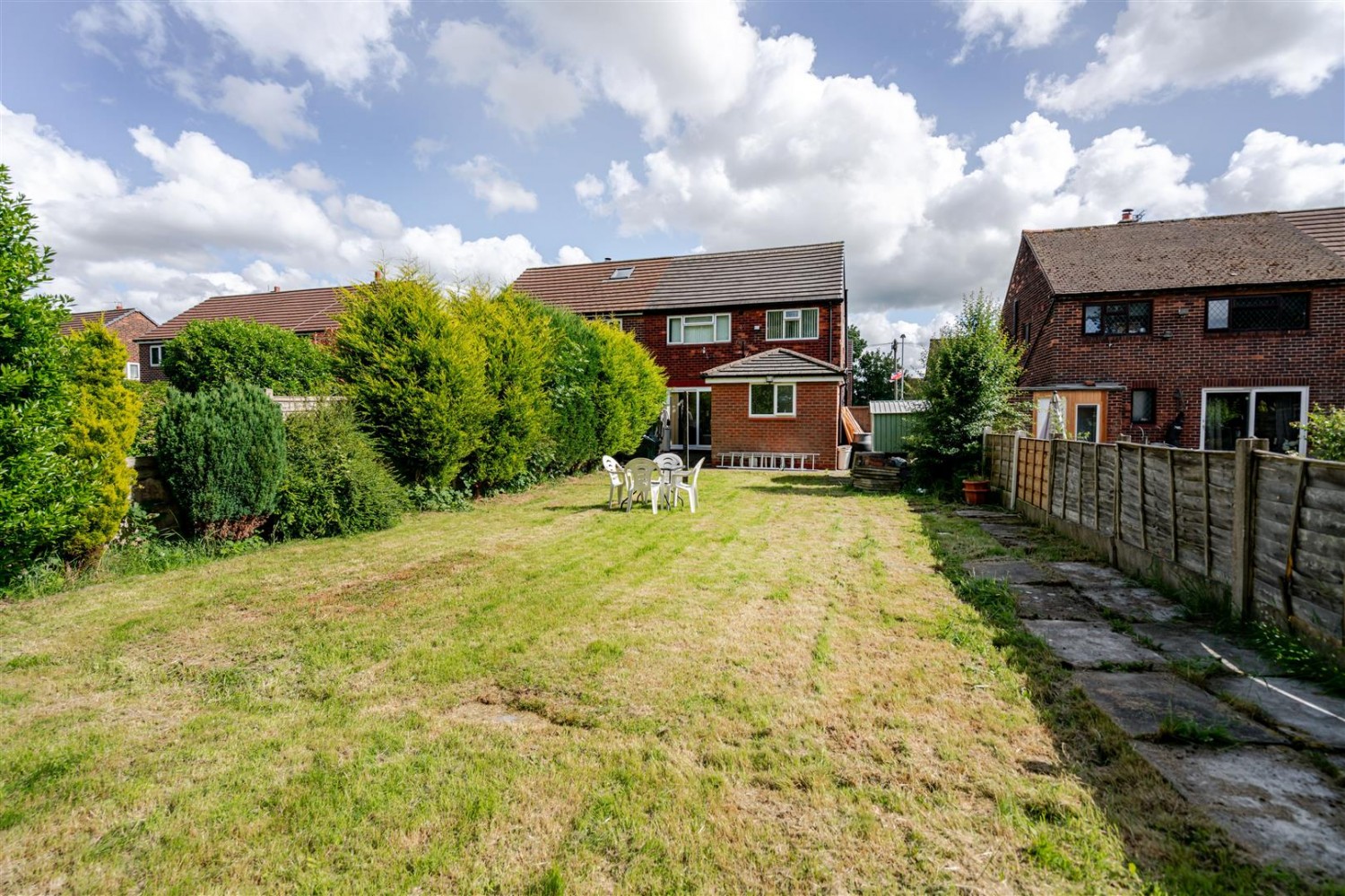 Willow Crescent, Leigh