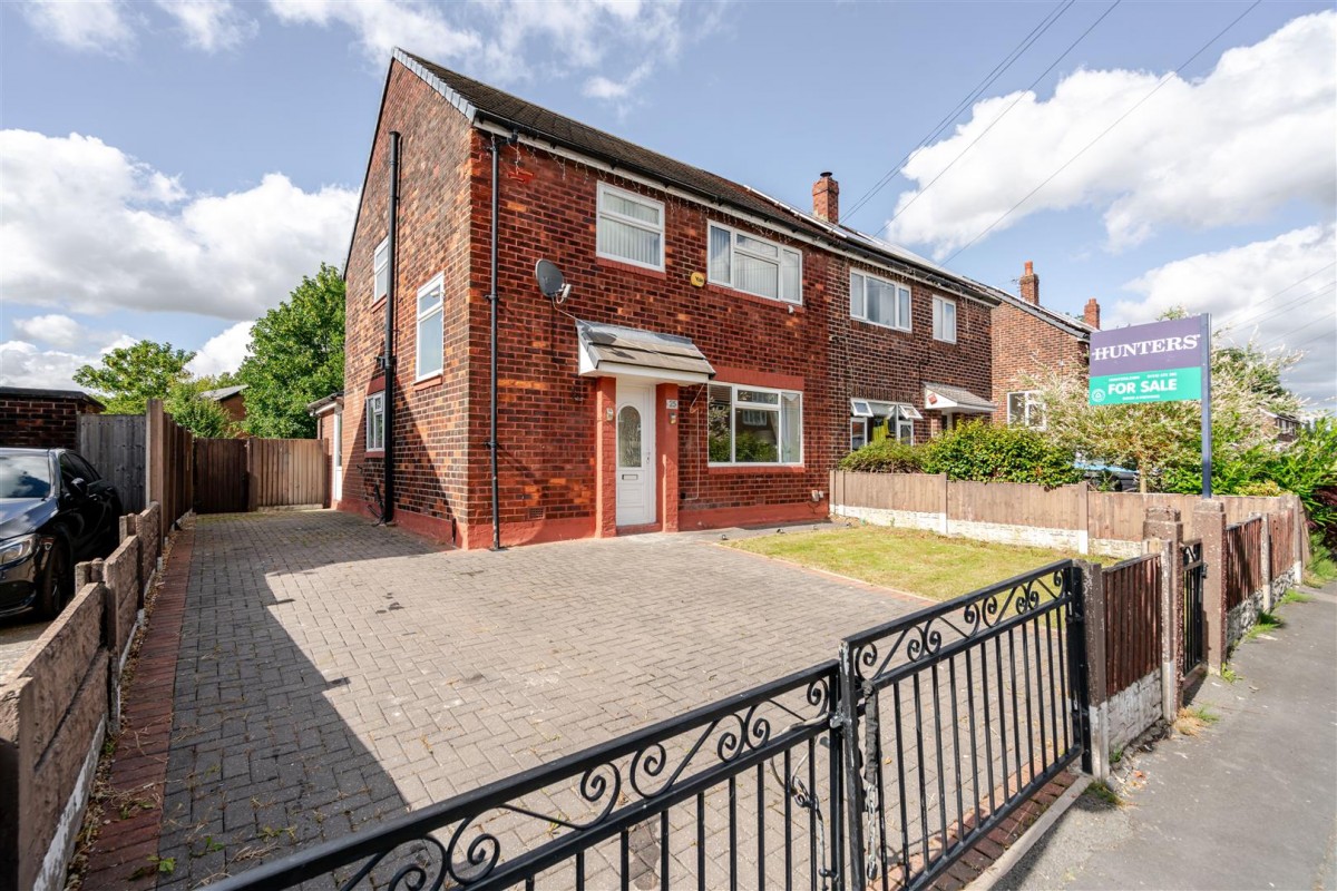 Willow Crescent, Leigh