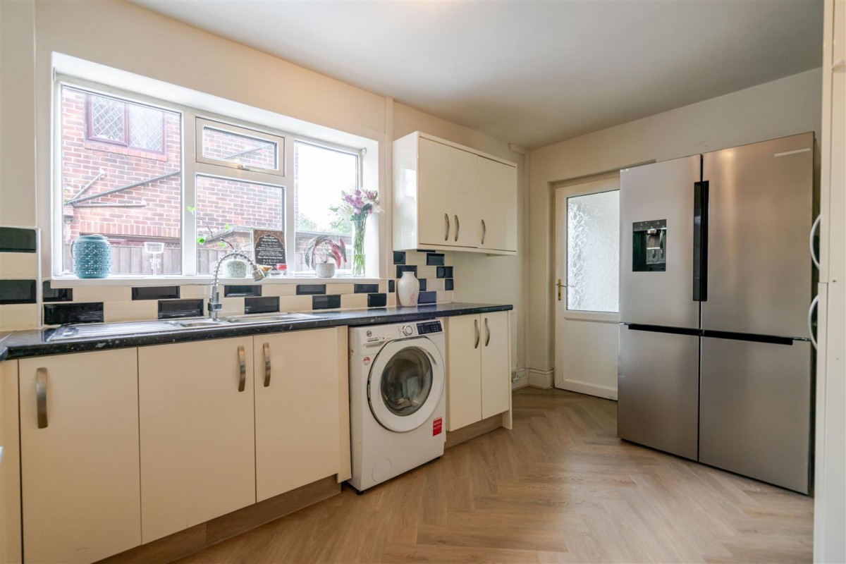 Willow Crescent, Leigh