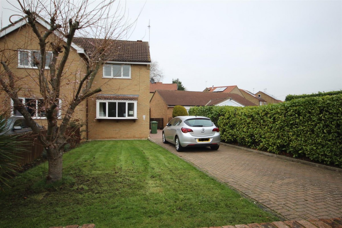 Moor Avenue, Clifford, Wetherby, West Yorkshire