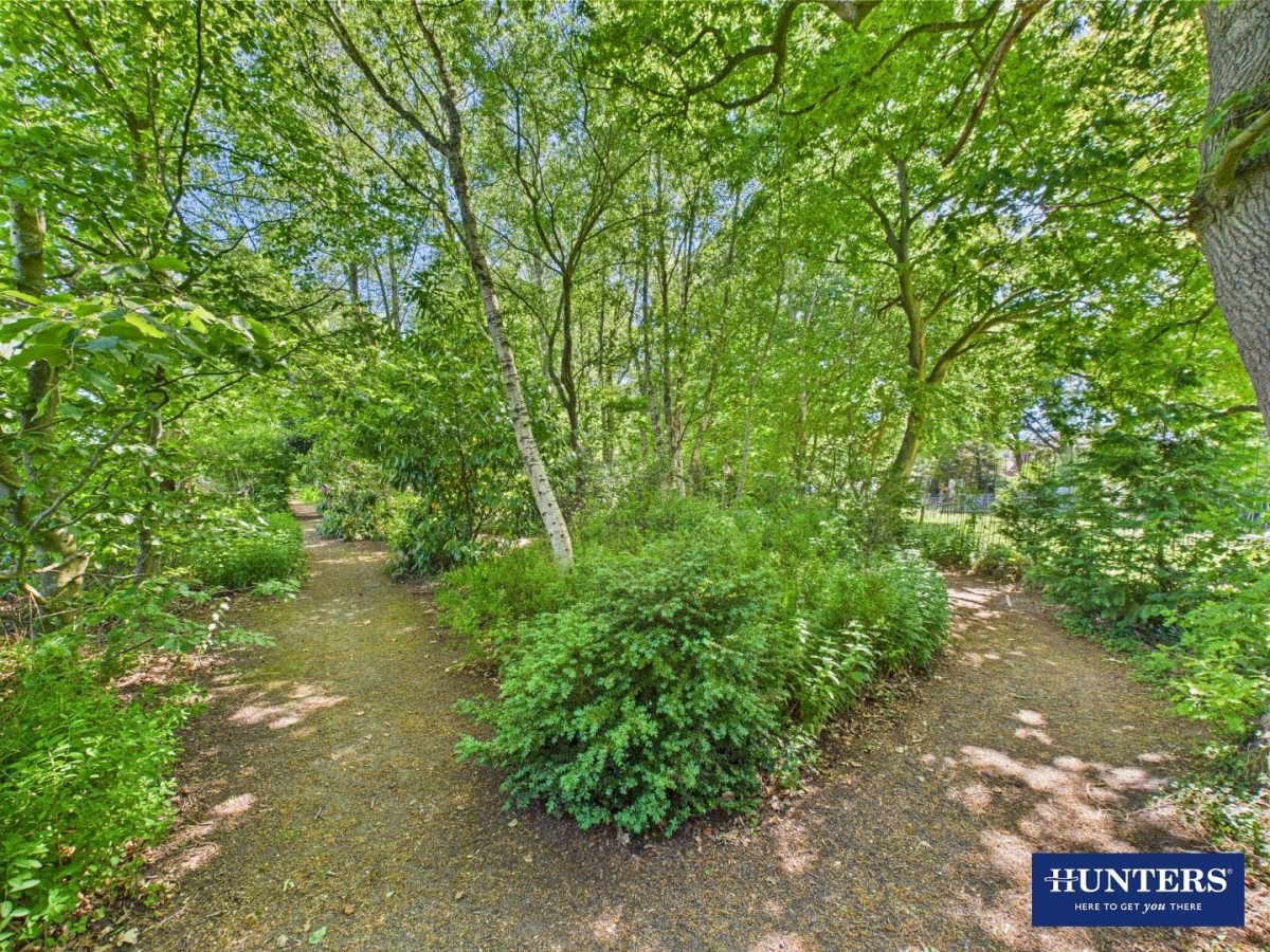 Larchwood, Newbiggin Road, Durdar, CA2