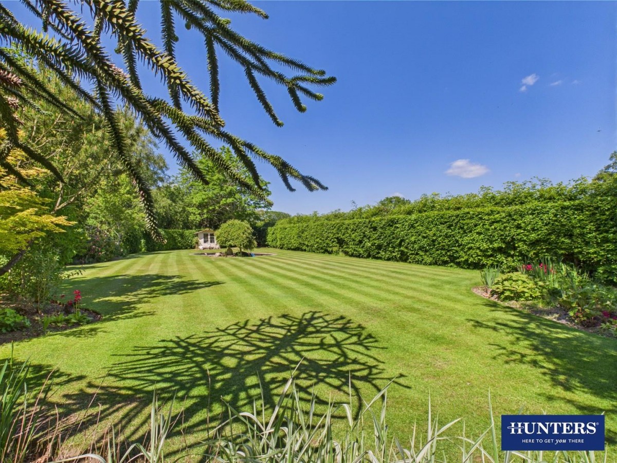 Larchwood, Newbiggin Road, Durdar, CA2