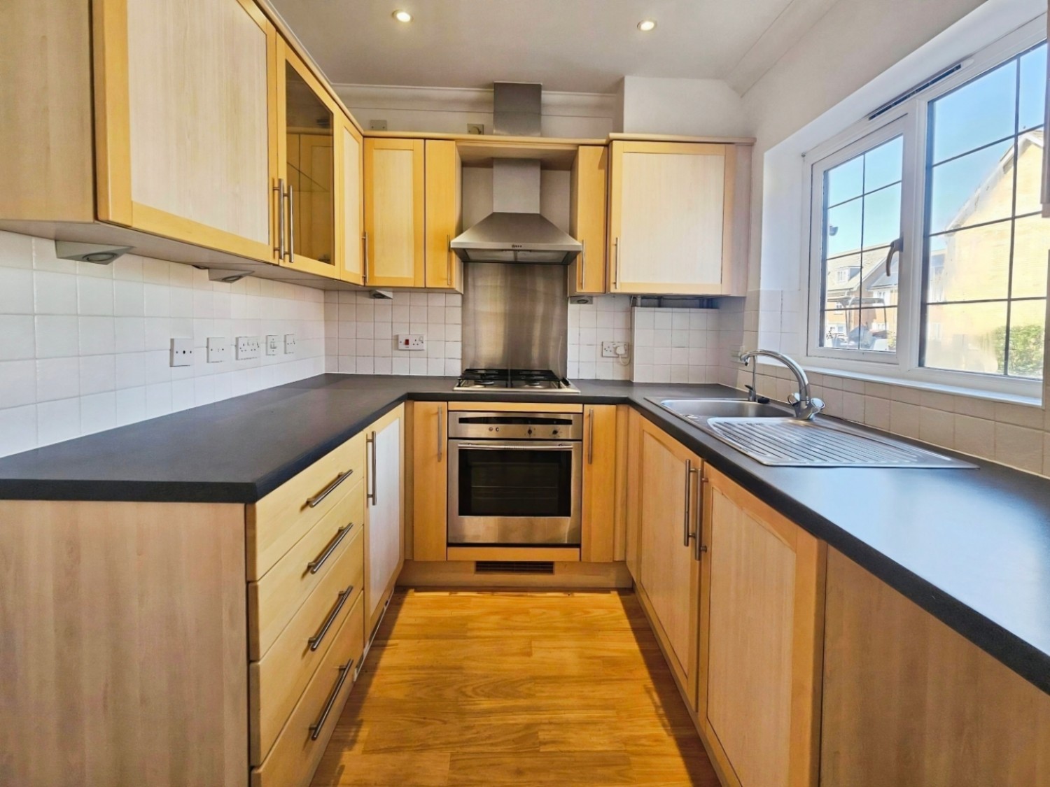 2 bedroom House for sale in Jupiter Lane, Kingsnorth