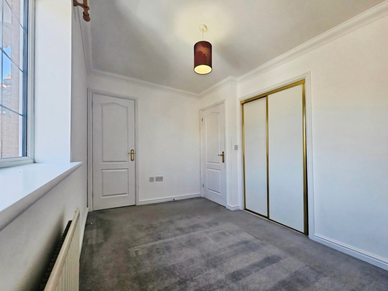 2 bedroom House for sale in Jupiter Lane, Kingsnorth