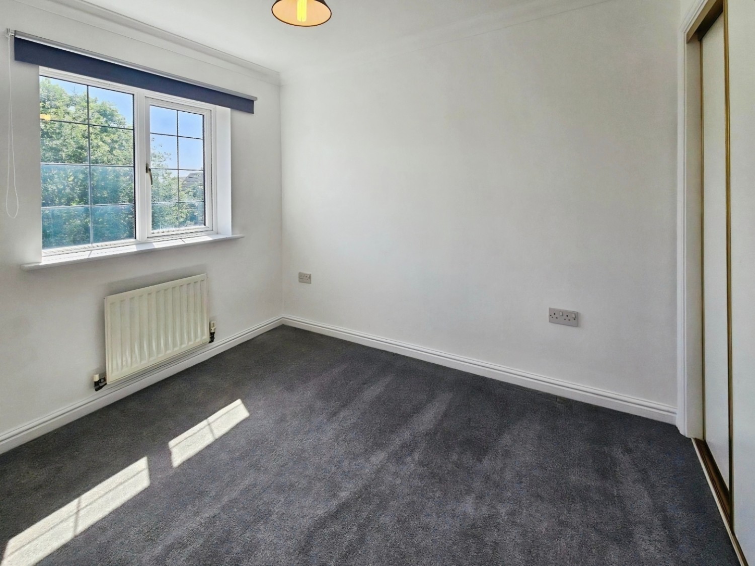 2 bedroom House for sale in Jupiter Lane, Kingsnorth