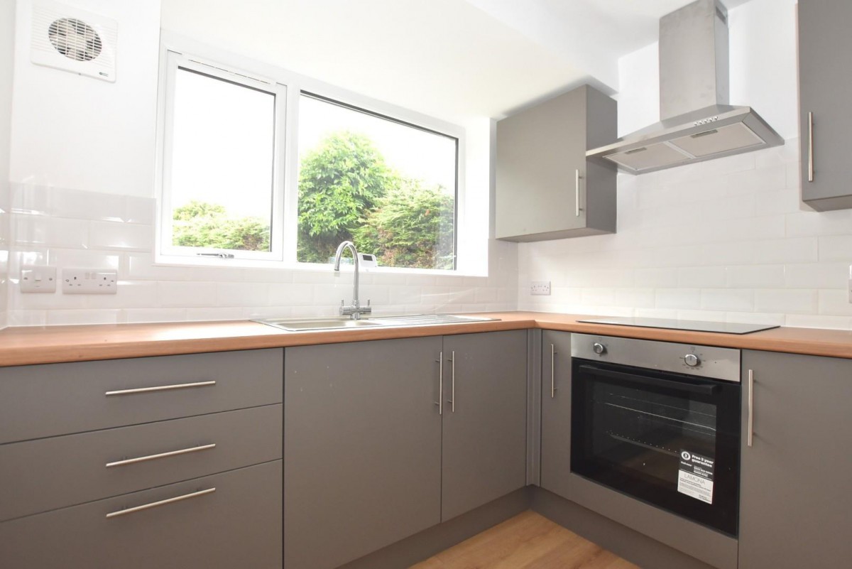 North Side, New Tupton, Chesterfield, S42 6BN