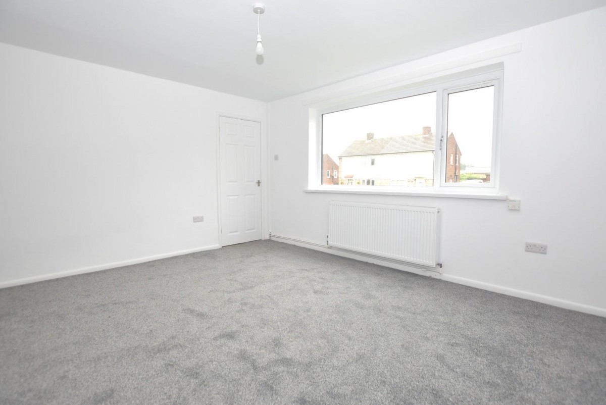 North Side, New Tupton, Chesterfield, S42 6BN