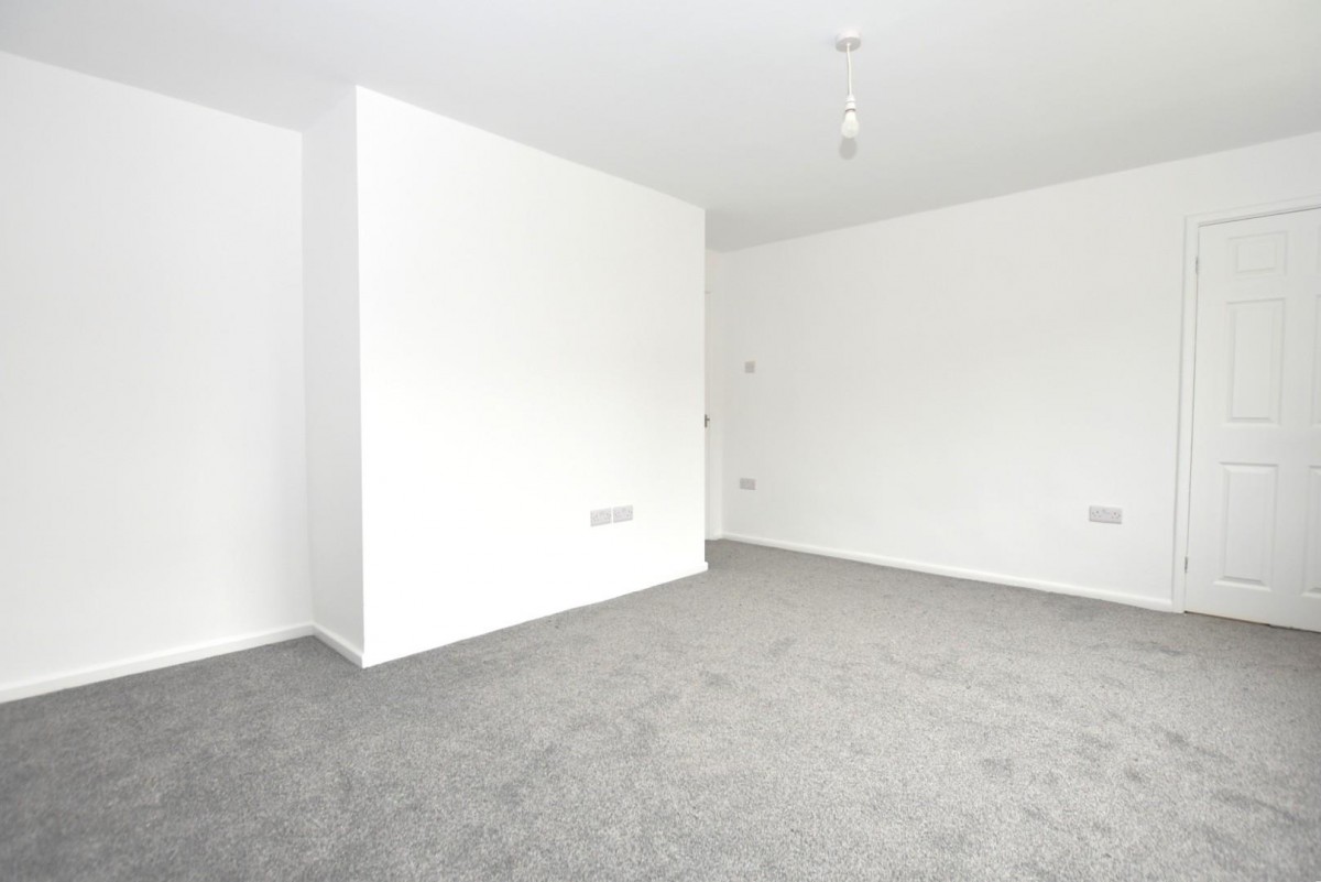 North Side, New Tupton, Chesterfield, S42 6BN