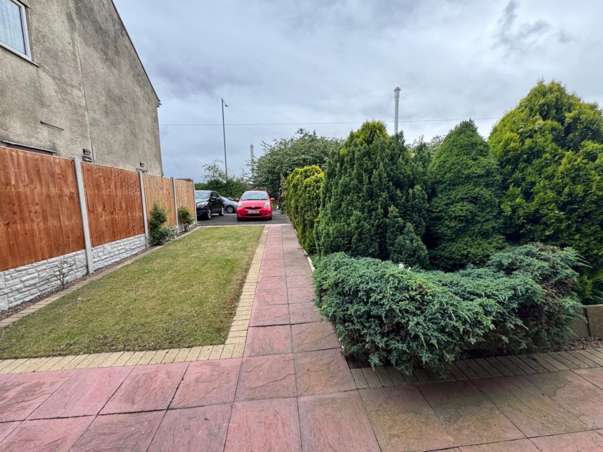 Kelvin Way, West Bromwich