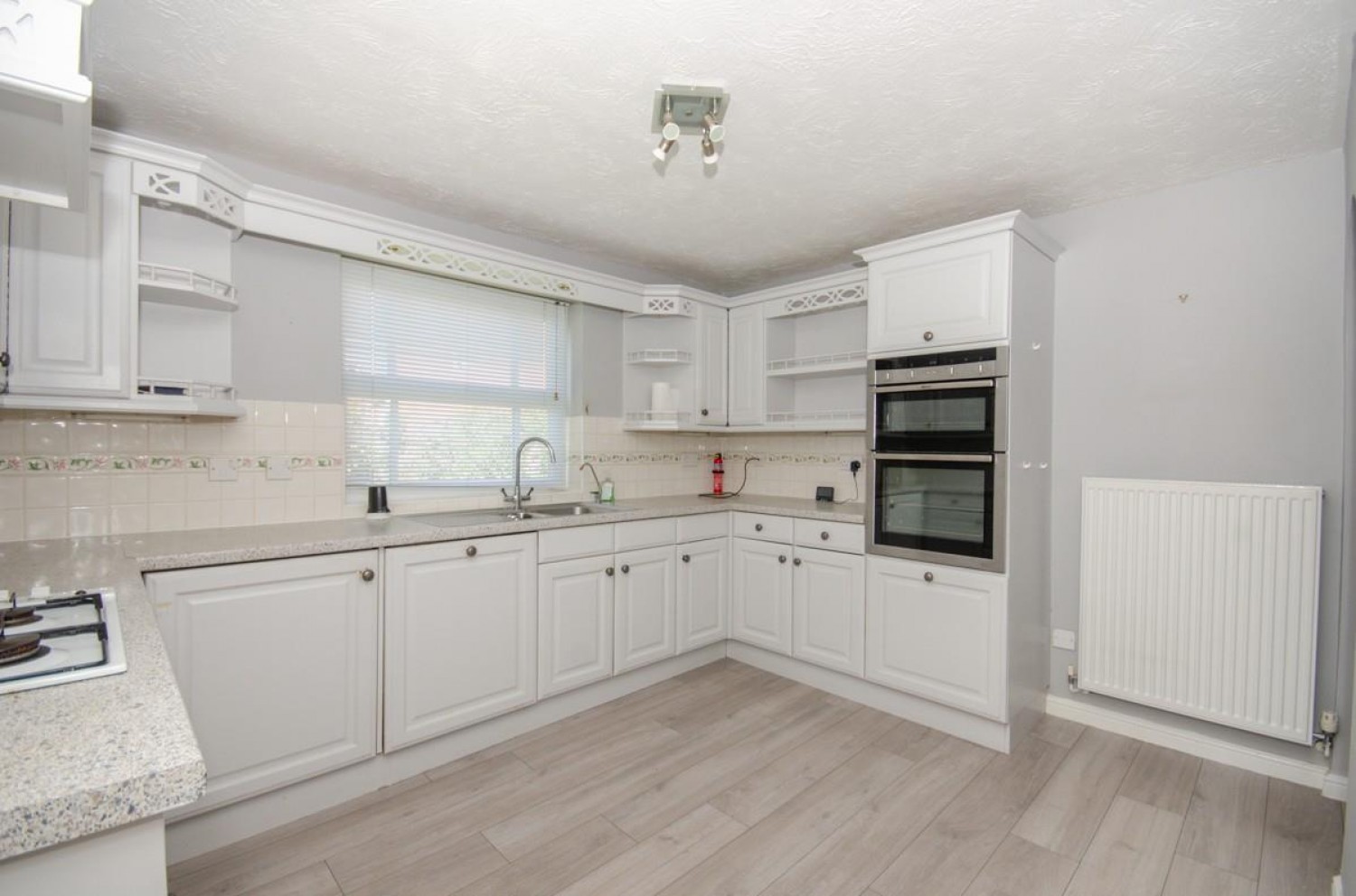 Heathfields, Downend, Bristol, BS16 6HT