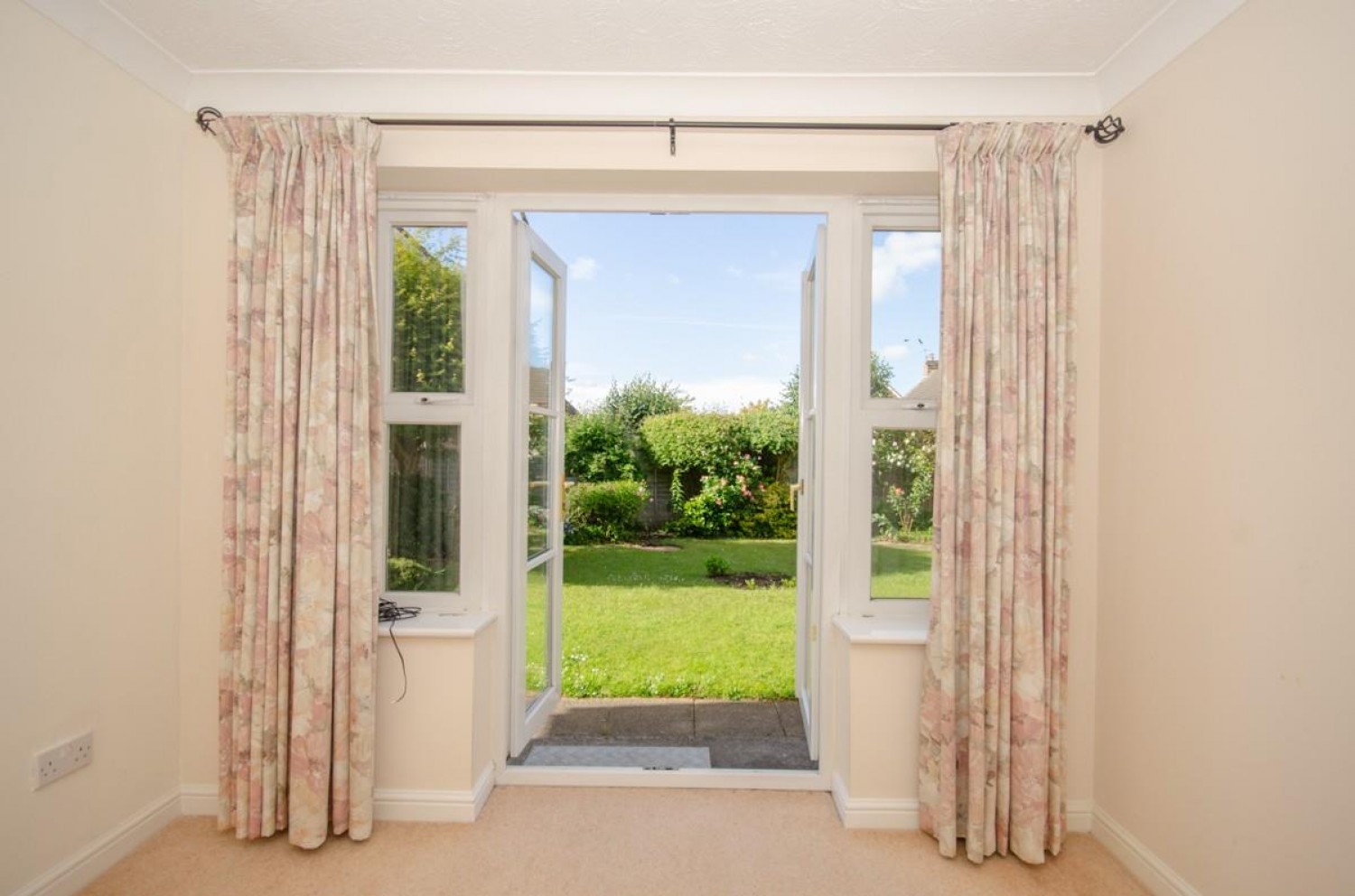 Heathfields, Downend, Bristol, BS16 6HT