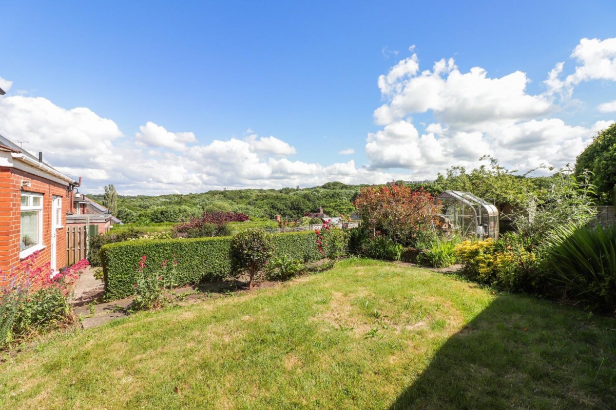 Hollythorpe Road, Norton Lees, Sheffield, S8 9NF