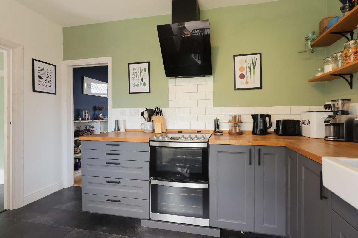 Hollythorpe Road, Norton Lees, Sheffield, S8 9NF