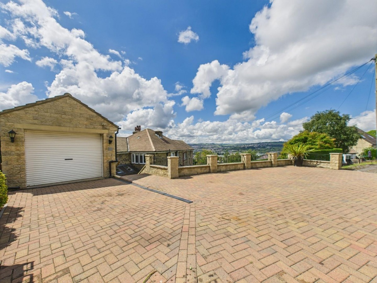 Barley Cote Avenue, Riddlesden, Keighley