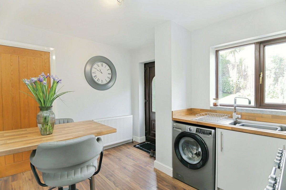 Regency Park Road, Pudsey, LS28 8PW