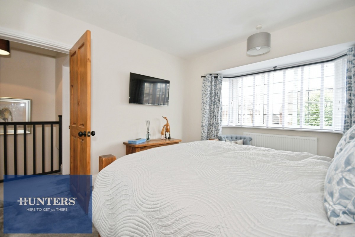 Broomfield Avenue, Hasland, Chesterfield, S41 0NE