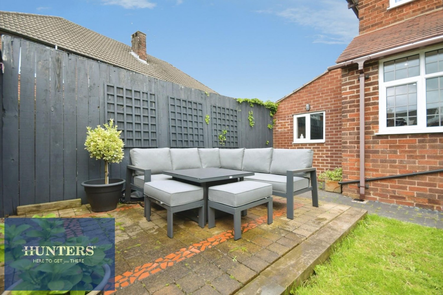 Broomfield Avenue, Hasland, Chesterfield, S41 0NE