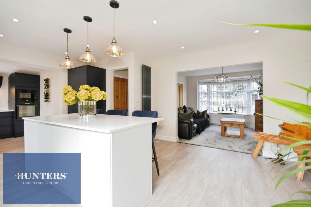 Broomfield Avenue, Hasland, Chesterfield, S41 0NE
