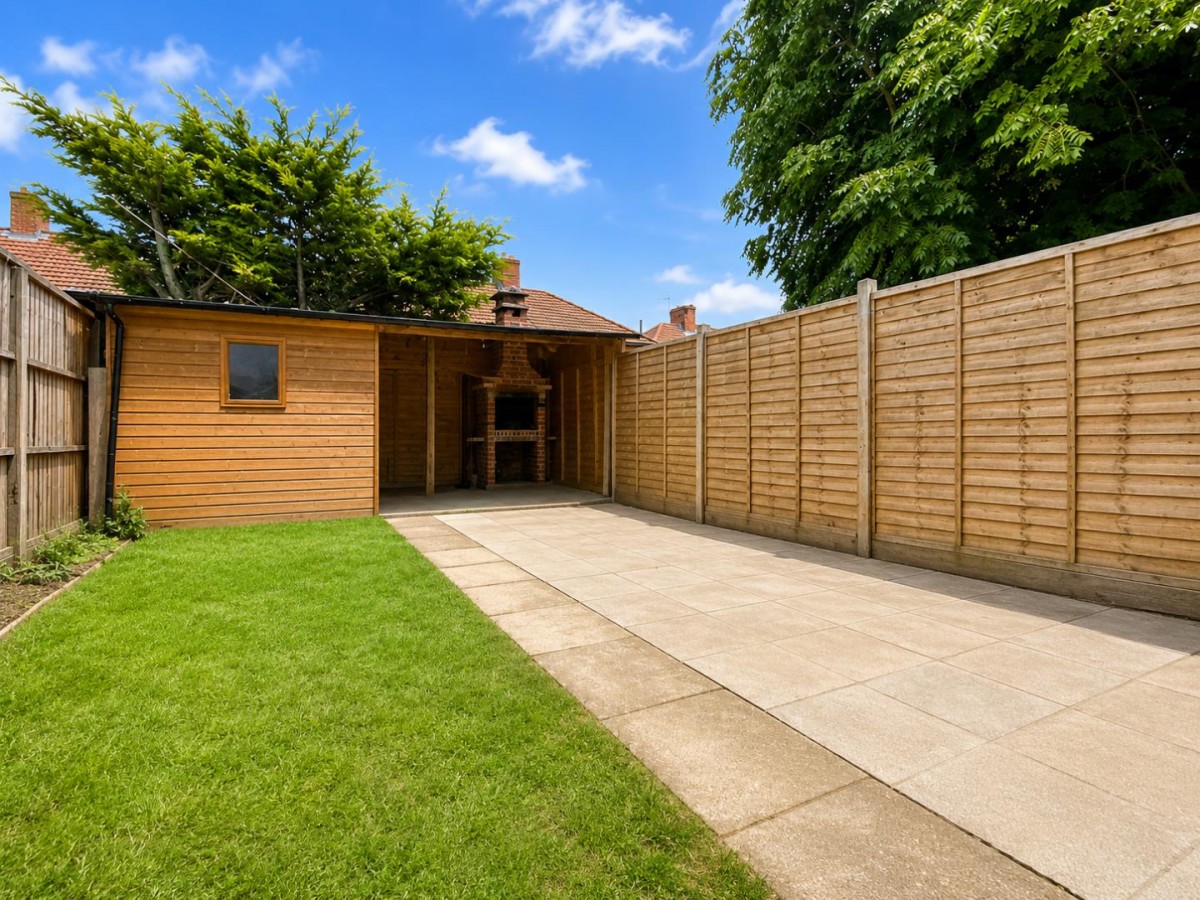 Green Wrythe Lane, Carshalton, SM5