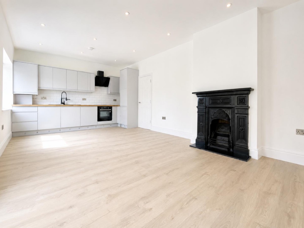 Queens Quarters, Mitcham