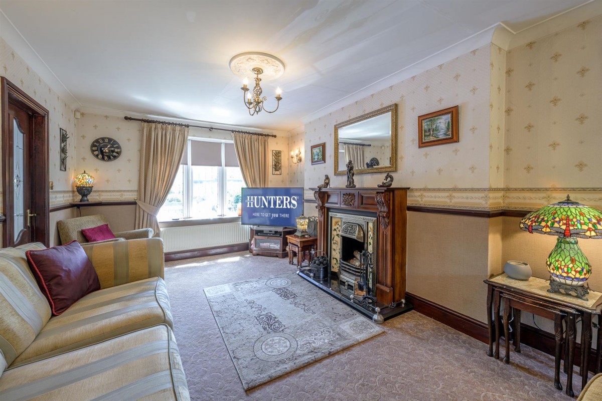 Beachcroft Road, Kingswinford, DY6 0HS