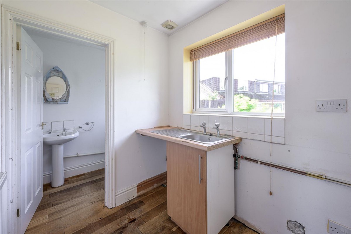 Broadmeadow, Kingswinford, DY6 7HQ