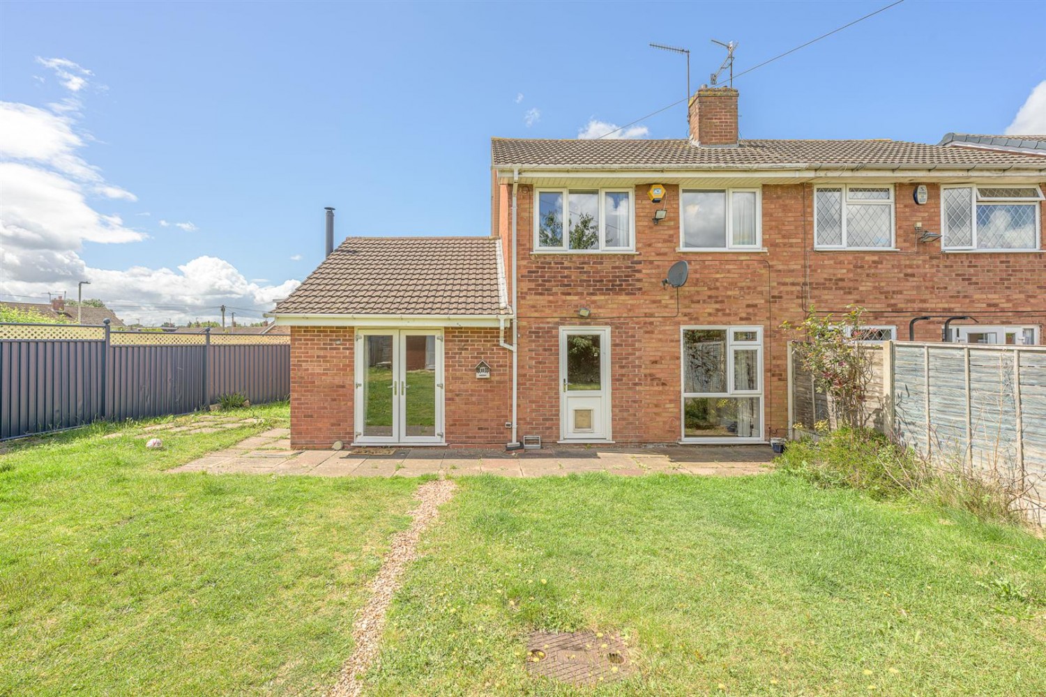 Broadmeadow, Kingswinford, DY6 7HQ