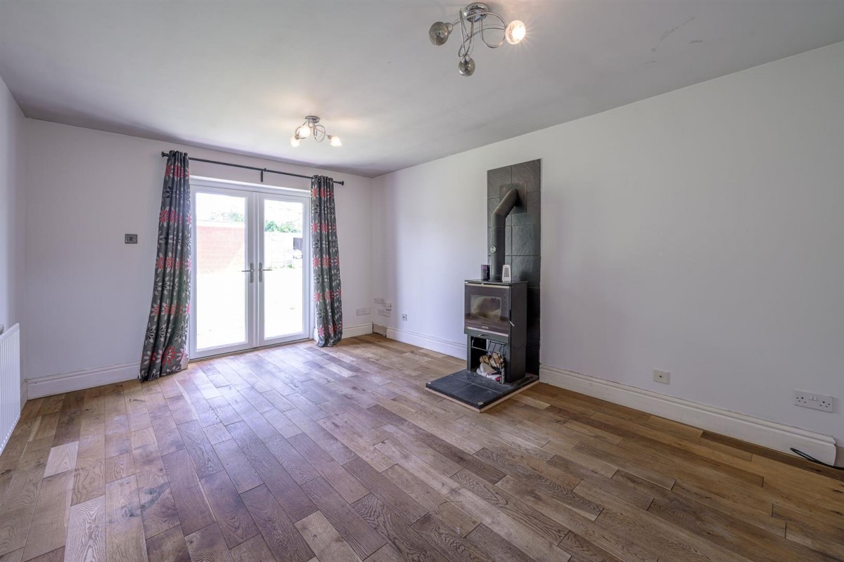 Broadmeadow, Kingswinford, DY6 7HQ