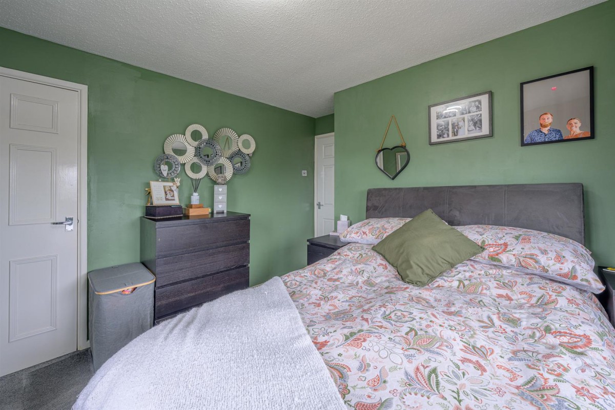 Hordern Crescent, Brierley Hill, DY5 2NR