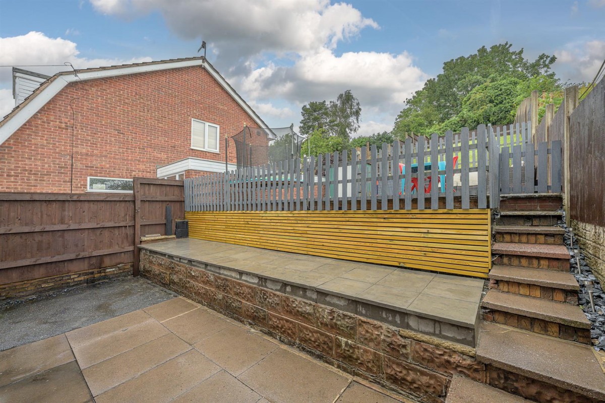 Hordern Crescent, Brierley Hill, DY5 2NR