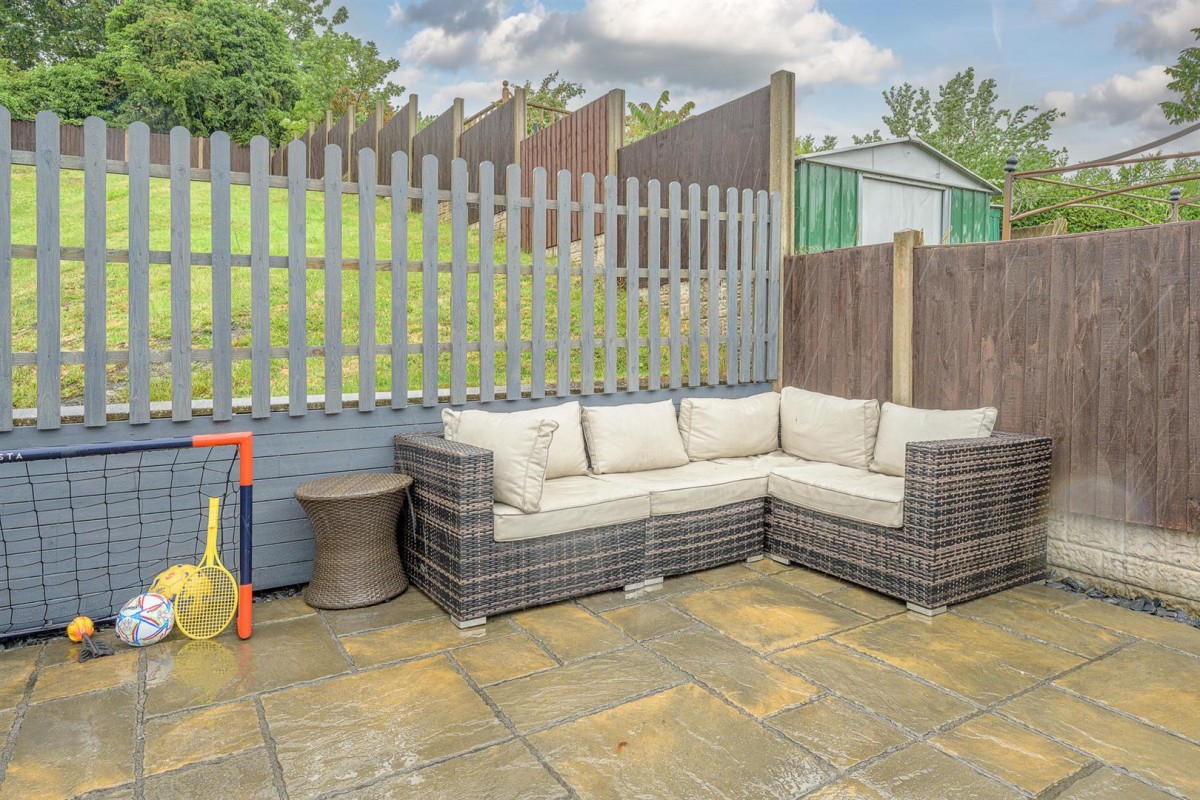 Hordern Crescent, Brierley Hill, DY5 2NR