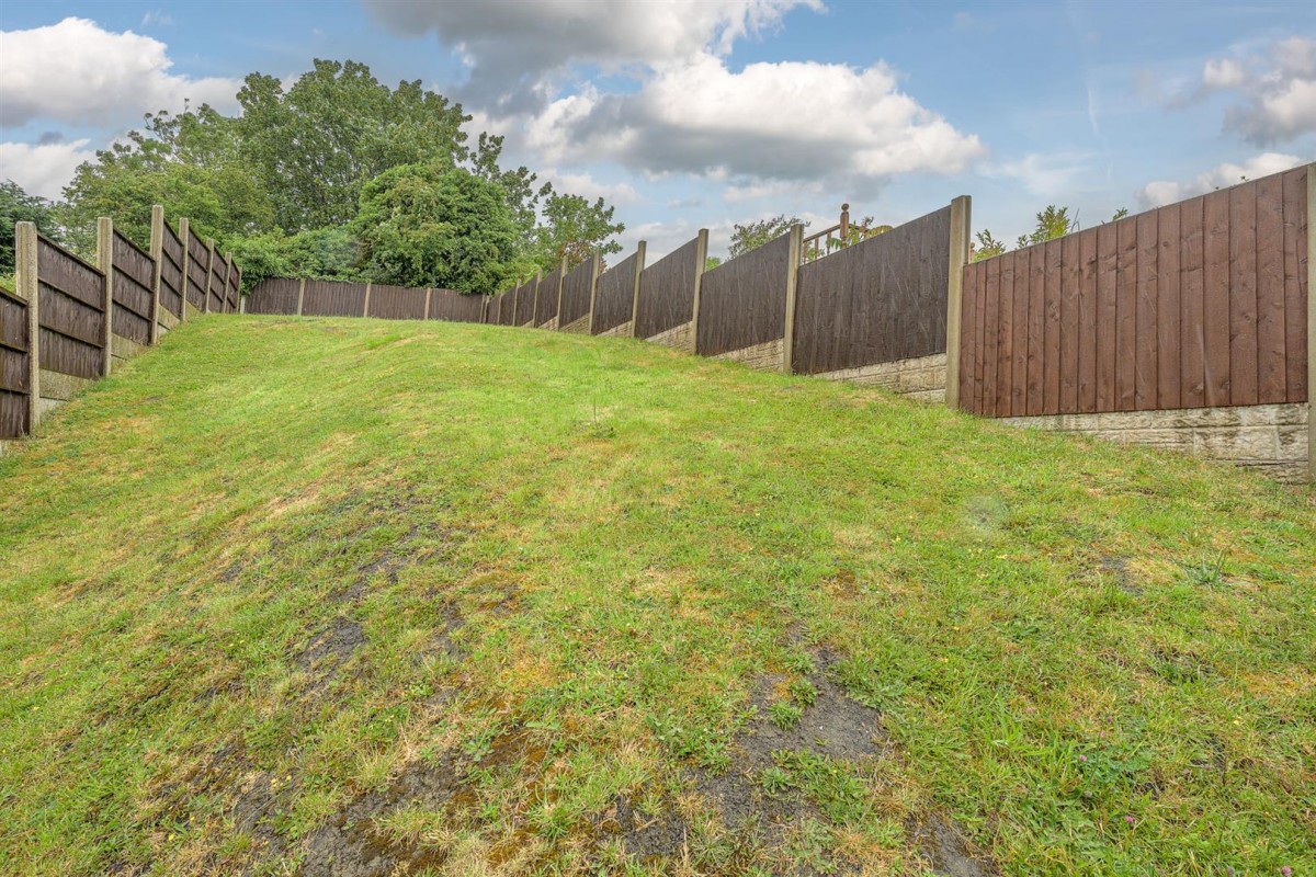 Hordern Crescent, Brierley Hill, DY5 2NR