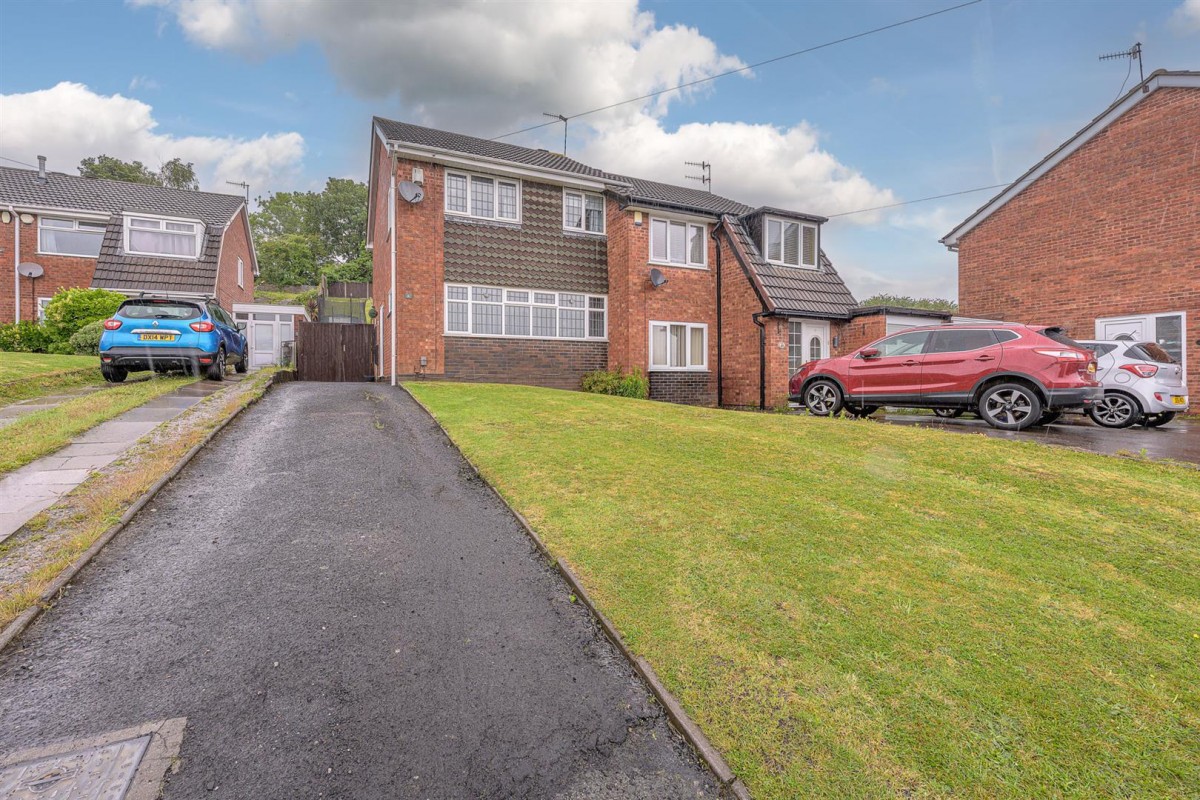 Hordern Crescent, Brierley Hill, DY5 2NR