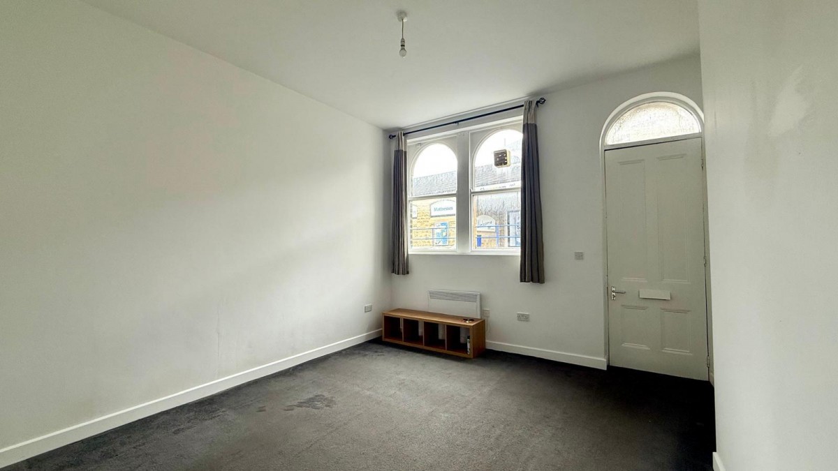3 Oldfield Lane, Heckmondwike, WF16 0JH