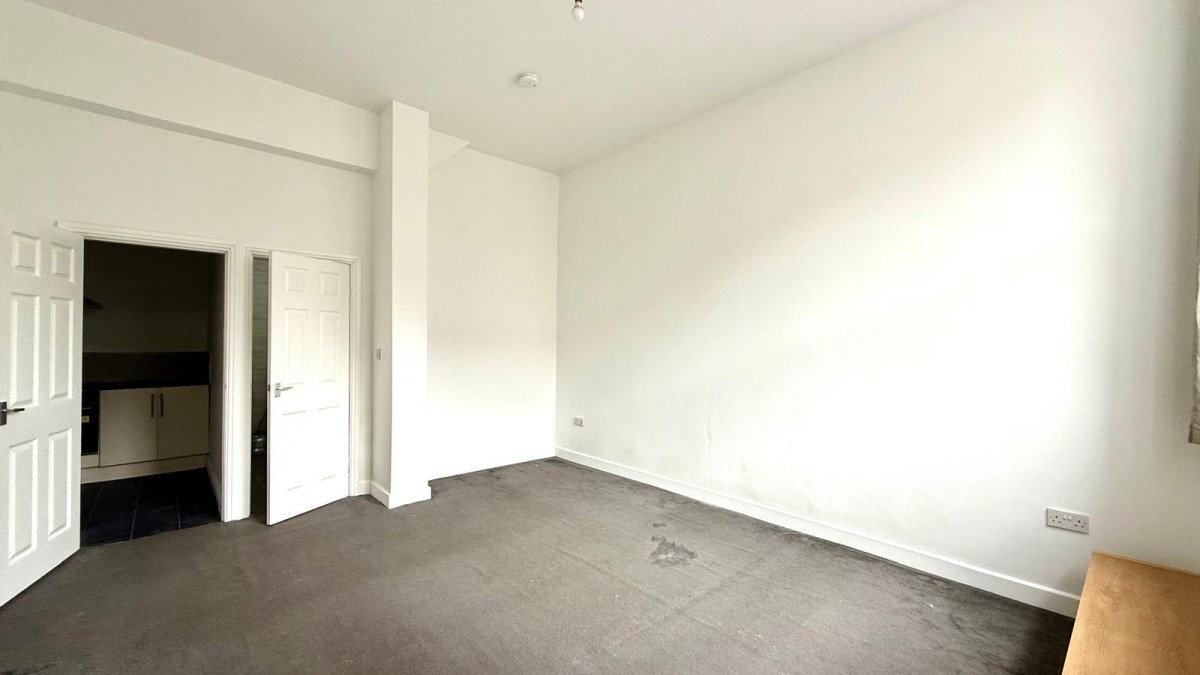 3 Oldfield Lane, Heckmondwike, WF16 0JH