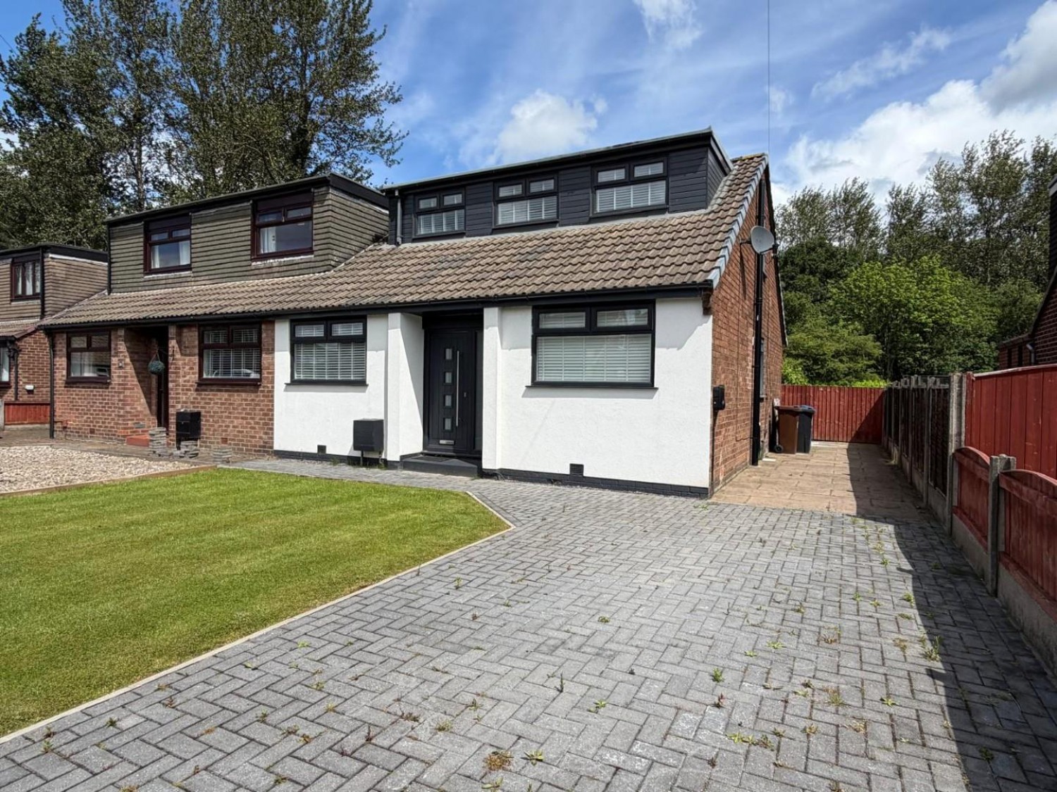 Rosedale Drive, Leigh