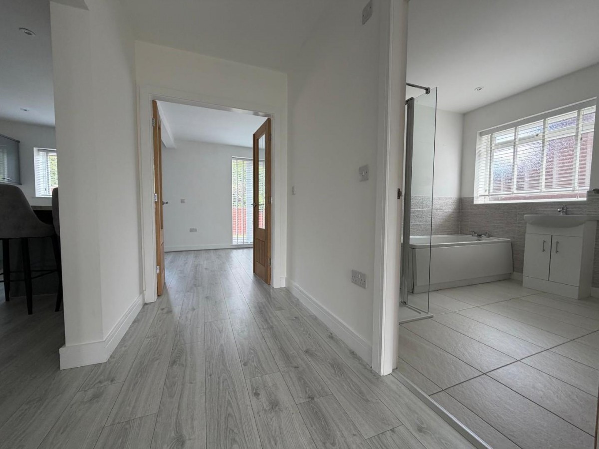 Rosedale Drive, Leigh