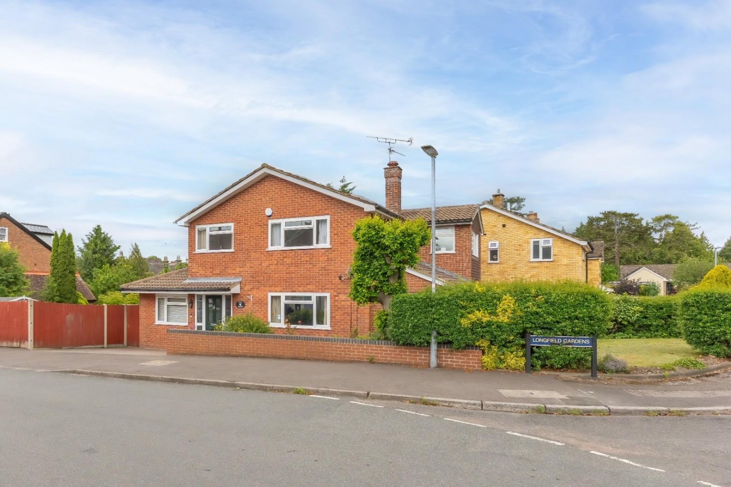 Longfield Road, Tring