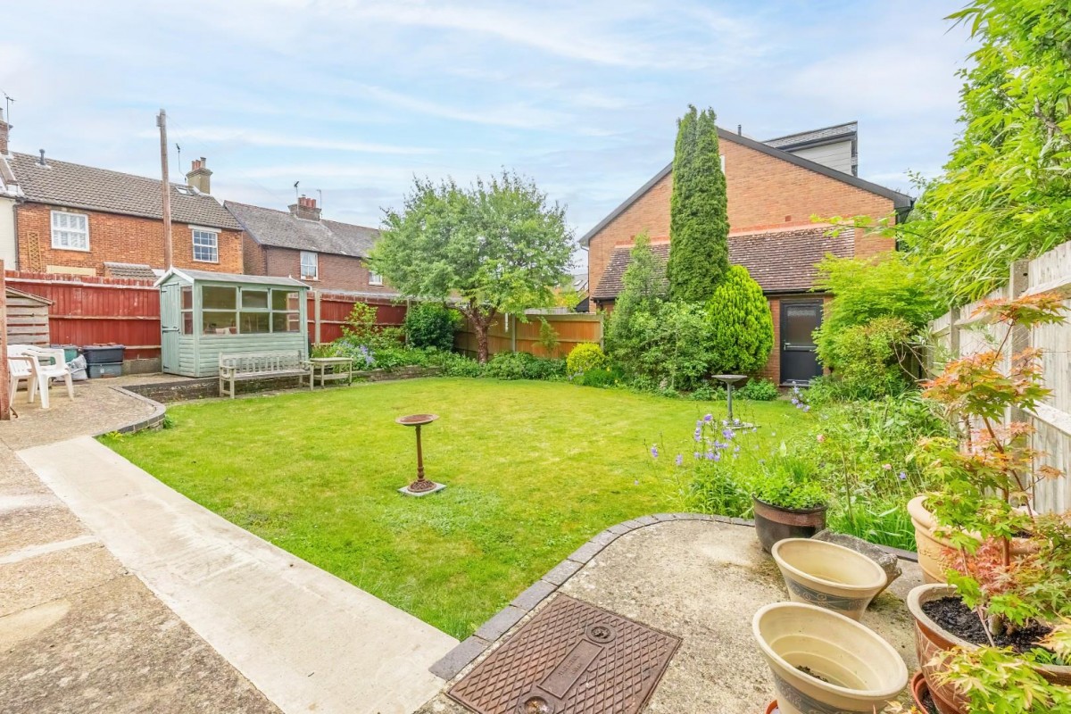 Longfield Road, Tring