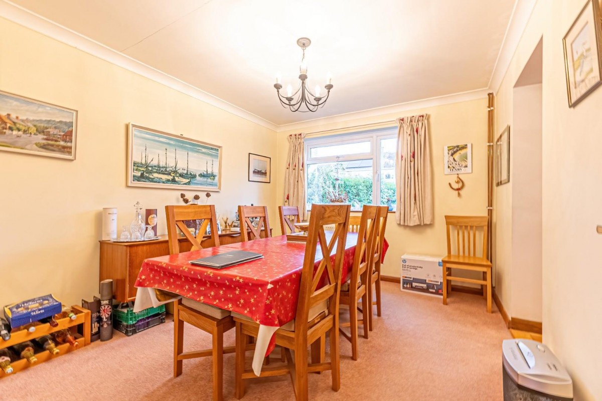 Longfield Road, Tring