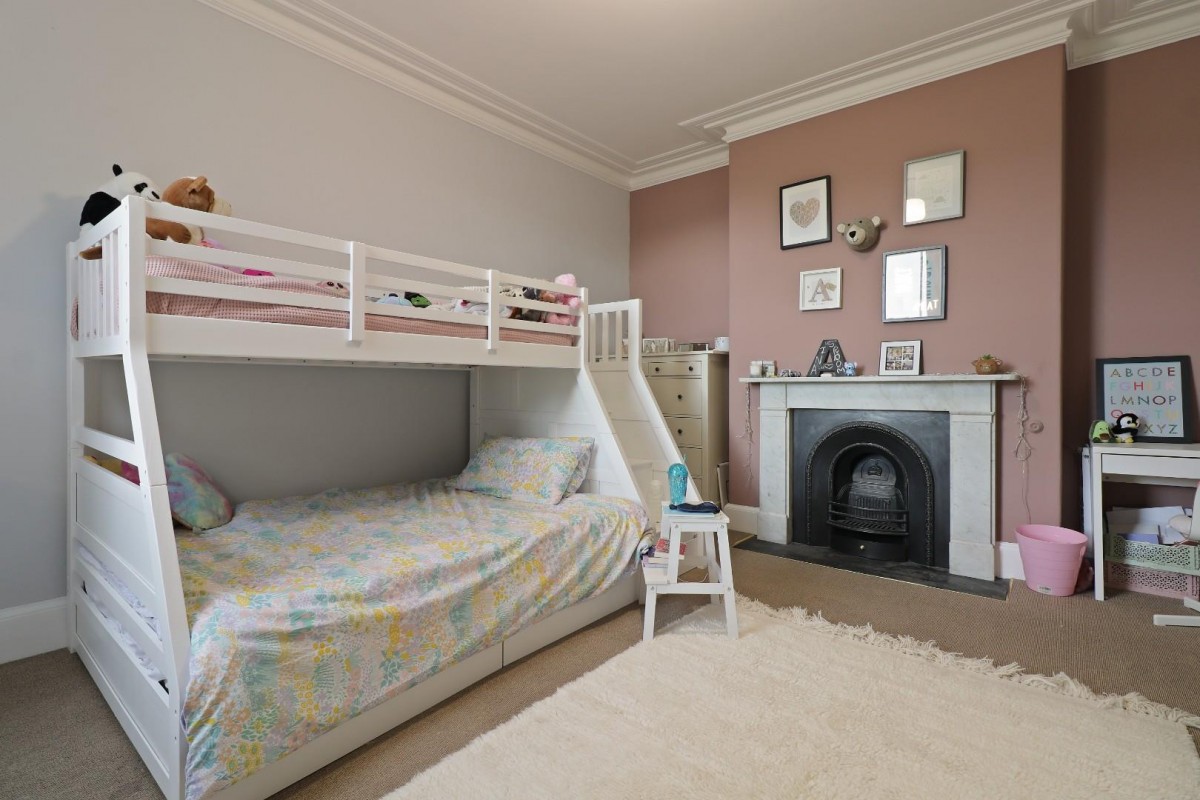 Broomgrove Road, Broomhall, Sheffield, S10 2NA