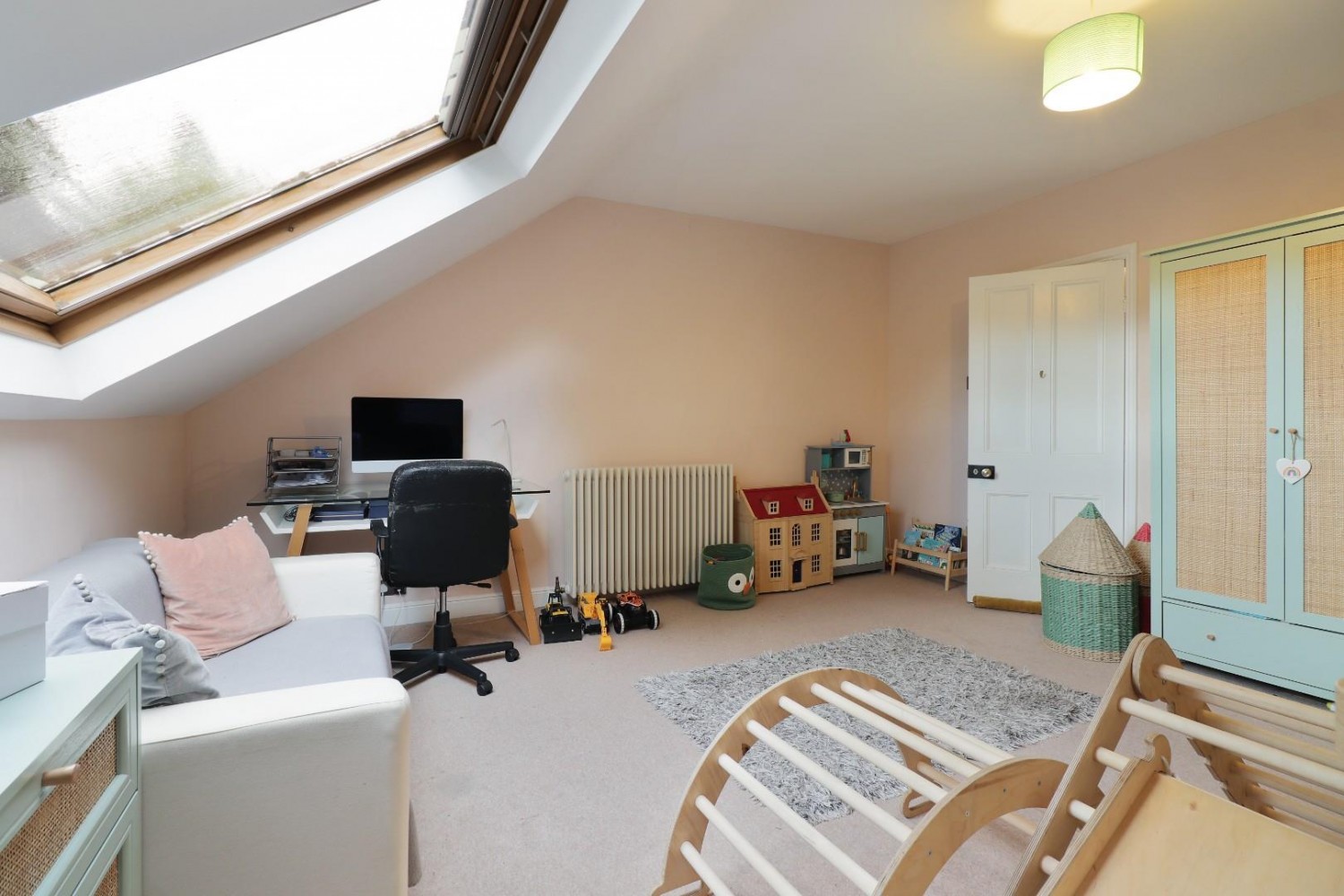 Broomgrove Road, Broomhall, Sheffield, S10 2NA