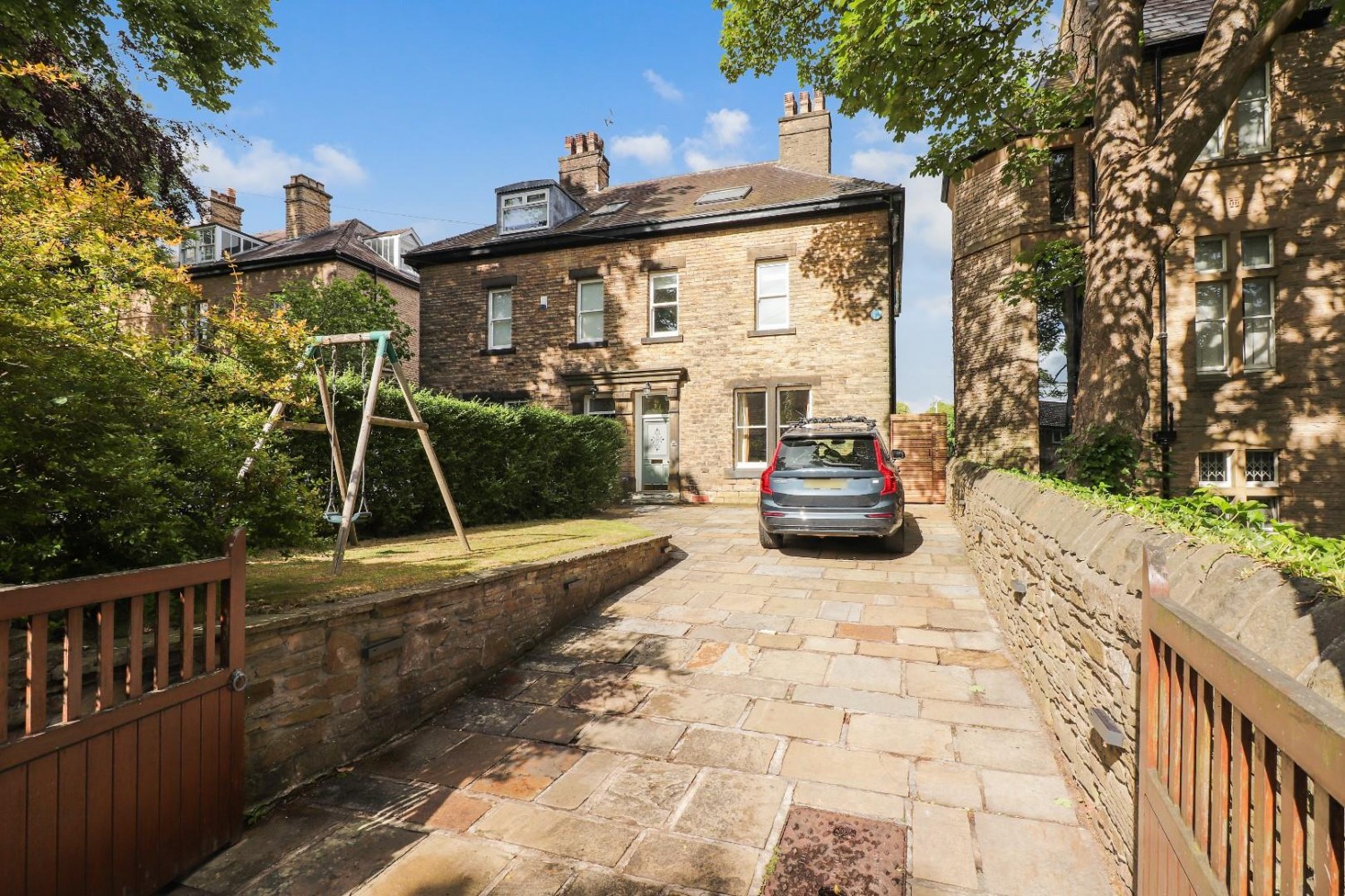 Broomgrove Road, Broomhall, Sheffield, S10 2NA